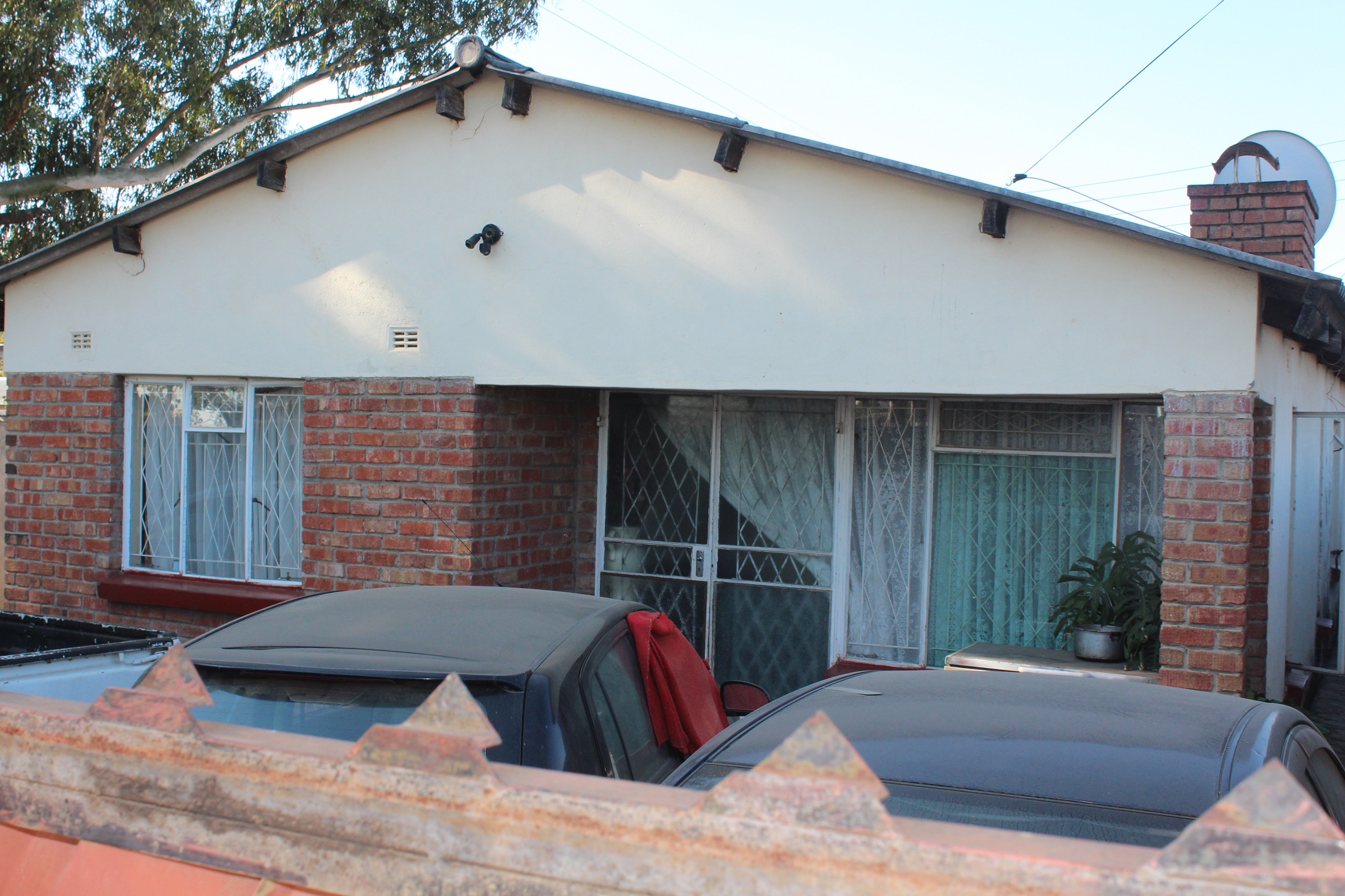 Property for Sale by Auction: Gweru